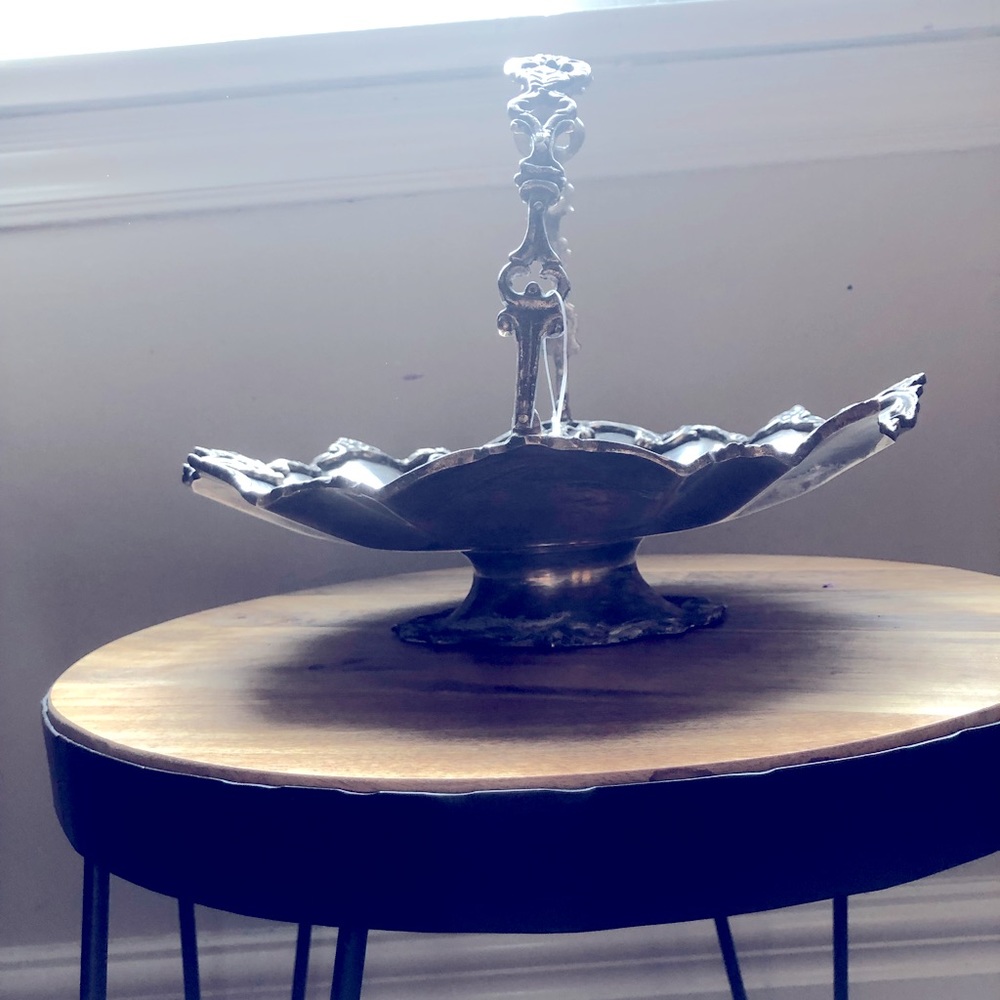 Silver plated Ruffle Fruit Bowl Serving Platter bombay company. Handle folds.